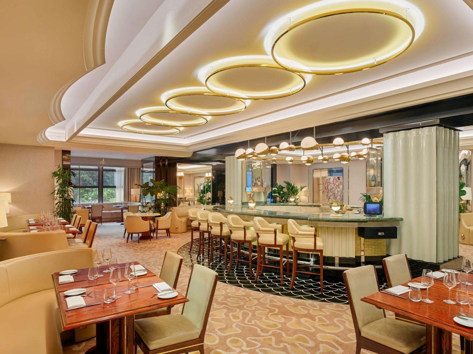 The Savoy Отель Лондон